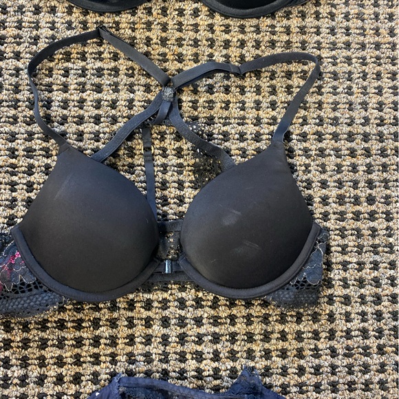 Women’s bras - Picture 12 of 16